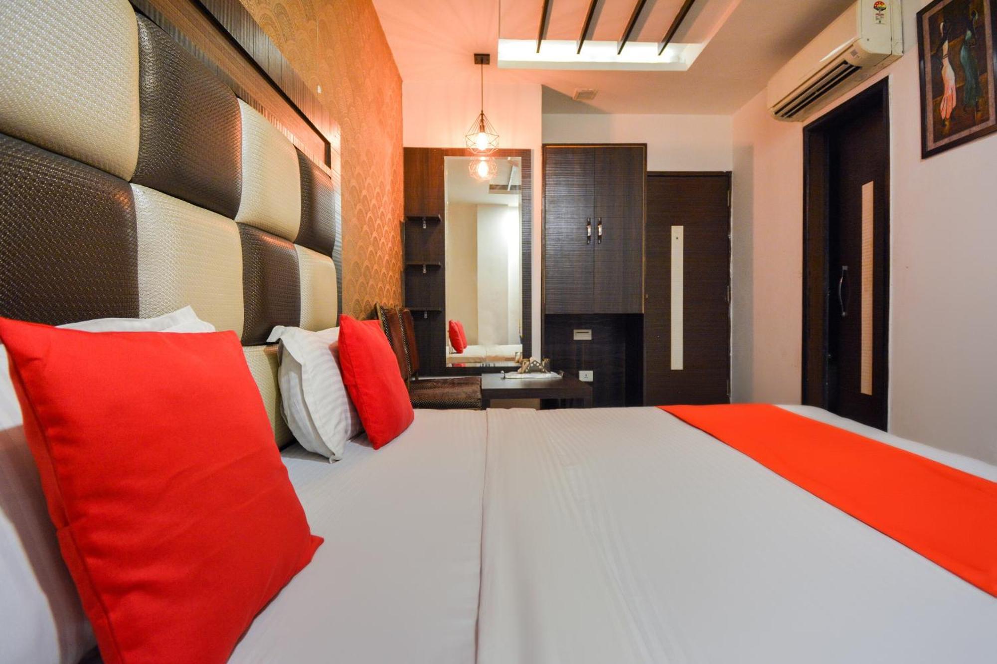 Hotel O Lexis Ludhiana Eksteriør bilde