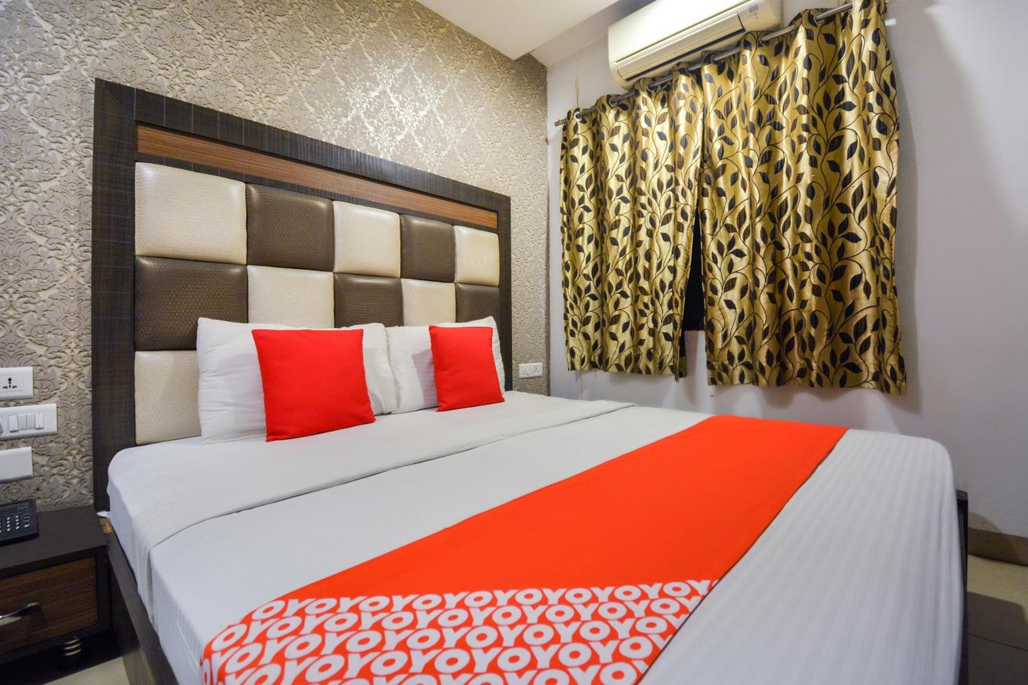 Hotel O Lexis Ludhiana Eksteriør bilde