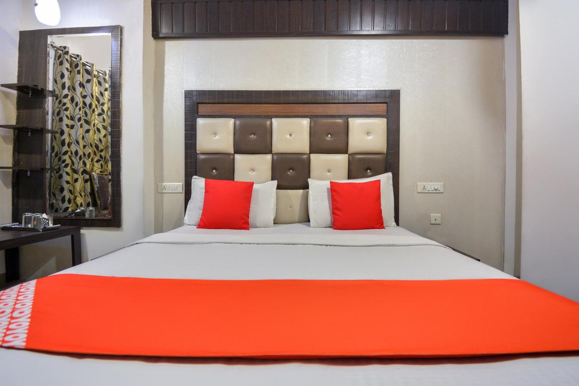 Hotel O Lexis Ludhiana Eksteriør bilde
